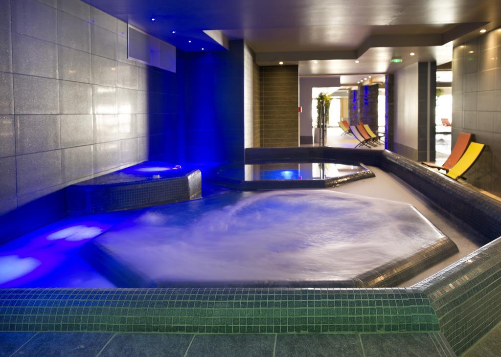 Cgh Residences & Spas Le Cristal De L'Alpe Alpe d'Huez Εξωτερικό φωτογραφία