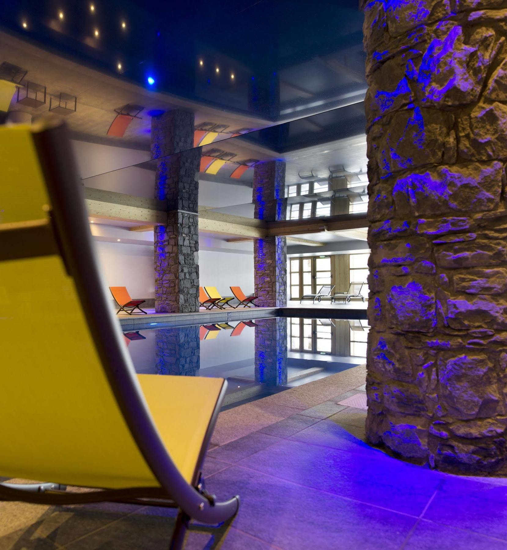Cgh Residences & Spas Le Cristal De L'Alpe Alpe d'Huez Εξωτερικό φωτογραφία